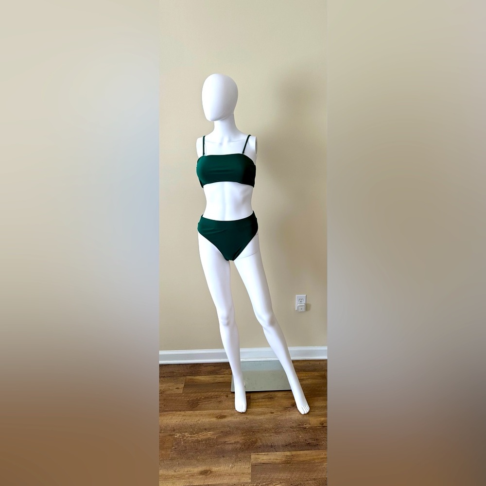 NO BRAND NAME SIZE SMALL
